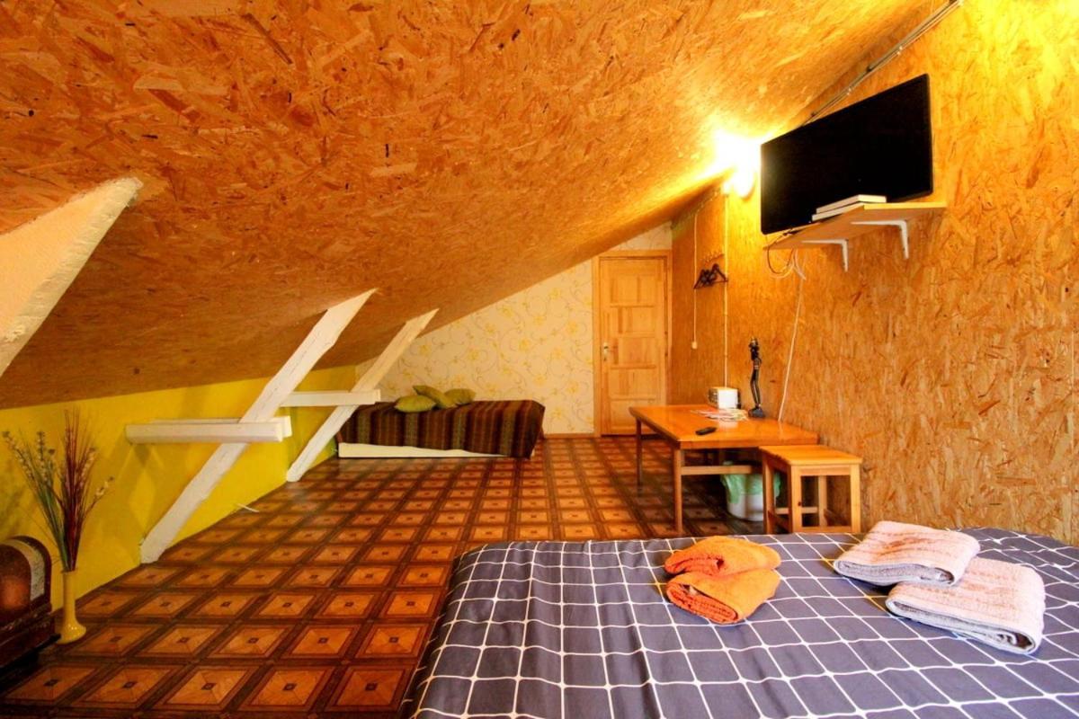 Hotel Pie Jana Brala Liepāja Esterno foto
